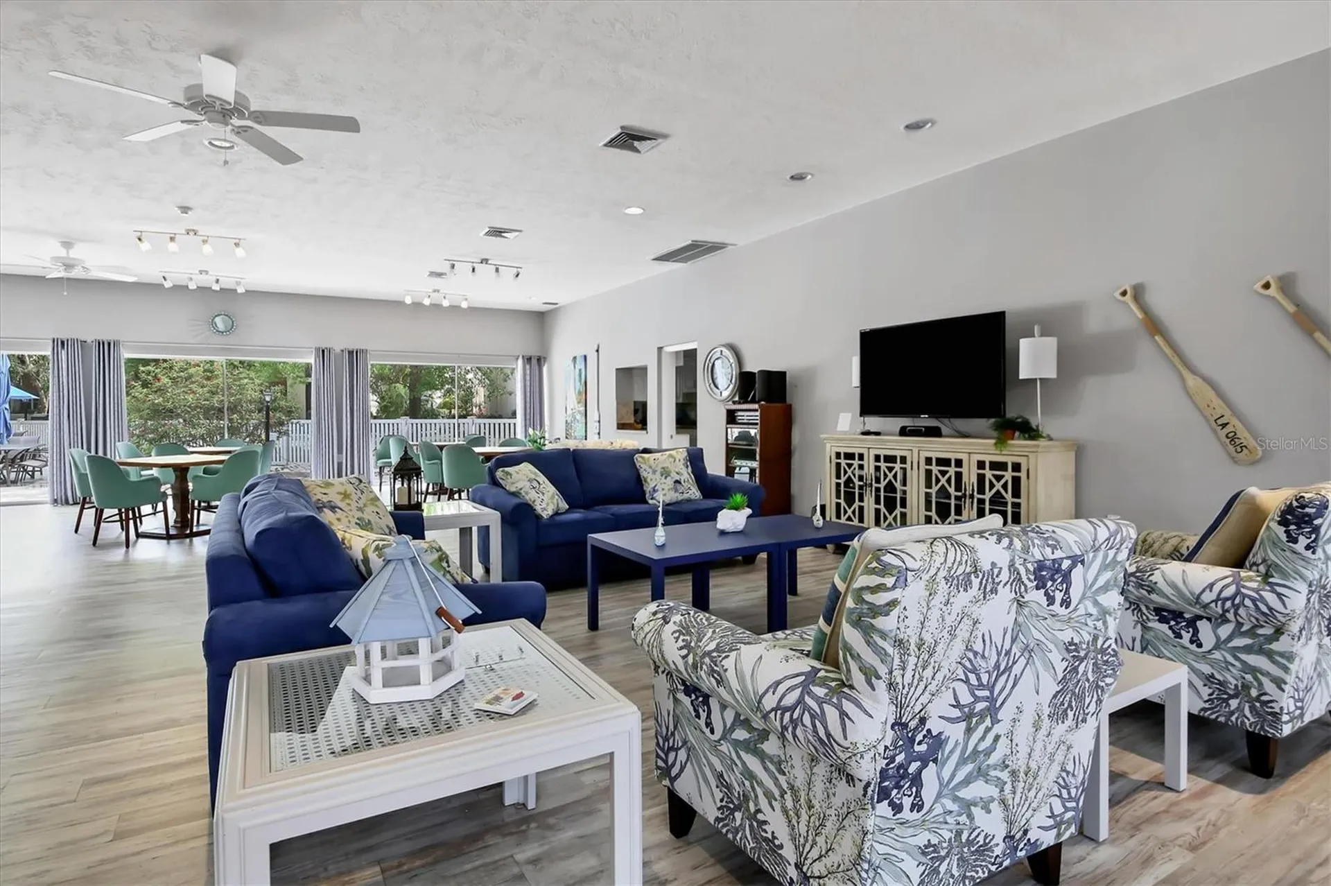 2756 Clubhouse Drive Sarasota FL 34232