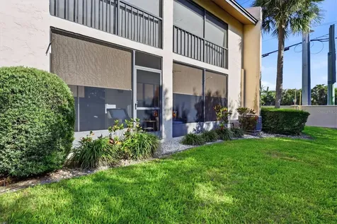 2756 Clubhouse Drive Sarasota FL 34232