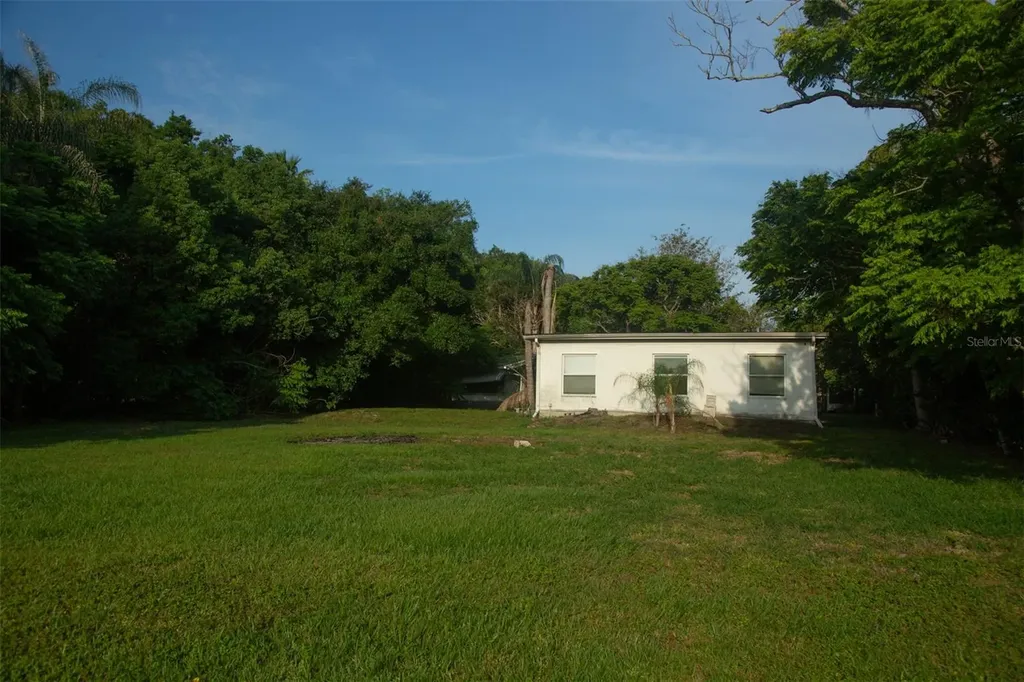 7439 Mott Avenue Orlando FL 32810