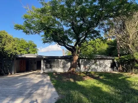 7439 Mott Avenue Orlando FL 32810