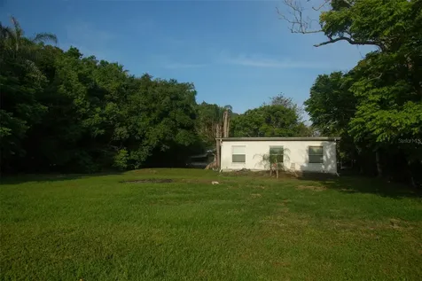 7439 Mott Avenue Orlando FL 32810