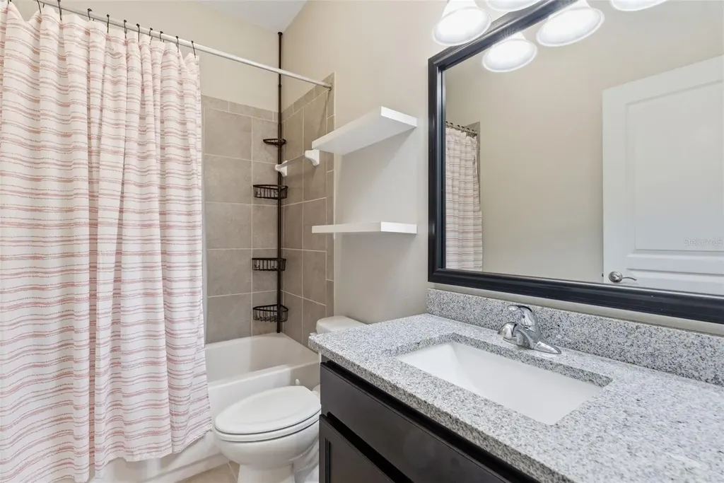 7017 Artesian Court Apollo Beach FL 33572