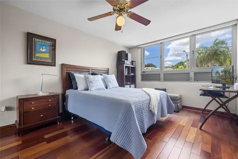 69 Roble Guaynabo PR 00966