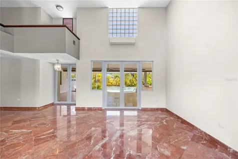 69 Roble Guaynabo PR 00966