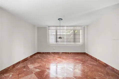 69 Roble Guaynabo PR 00966
