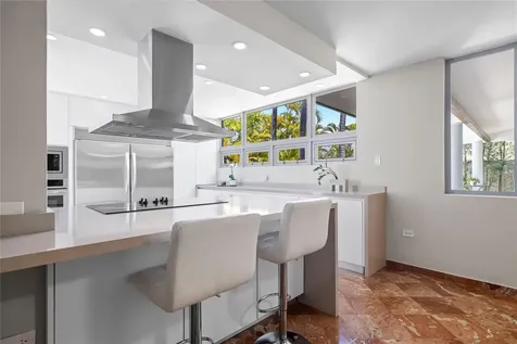 69 Roble Guaynabo PR 00966