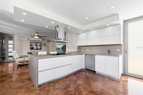 69 Roble Guaynabo PR 00966