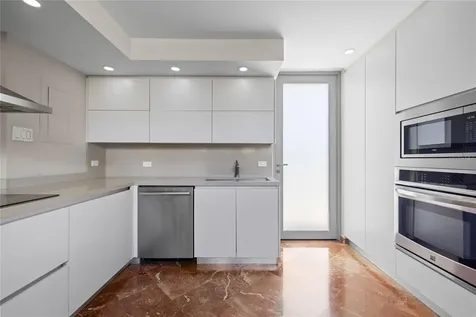 69 Roble Guaynabo PR 00966