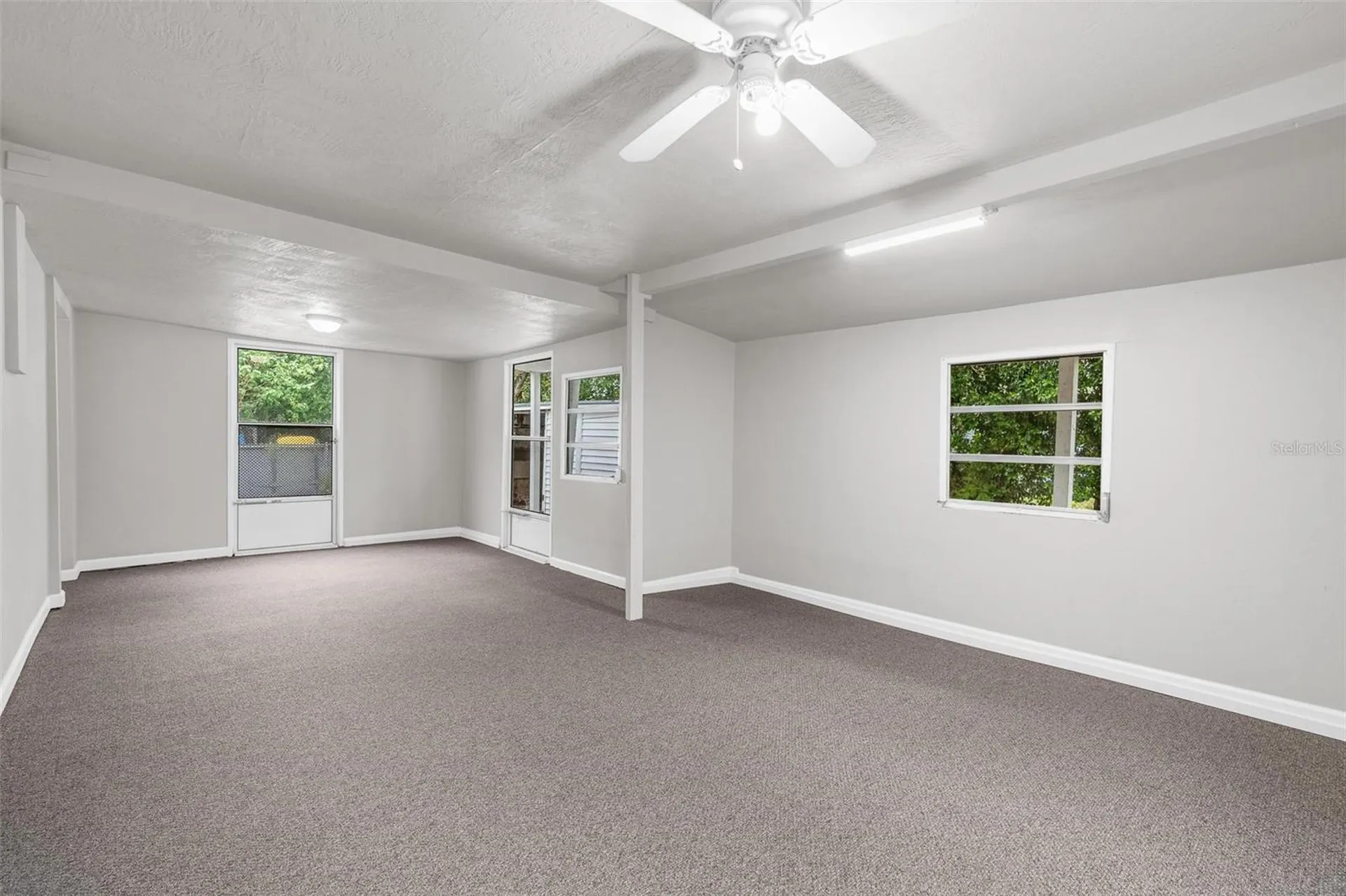 1712 Tallahassee Drive Daytona Beach FL 32117