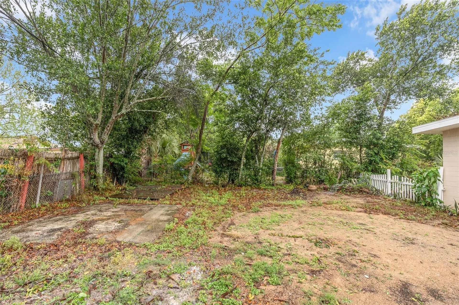 1712 Tallahassee Drive Daytona Beach FL 32117