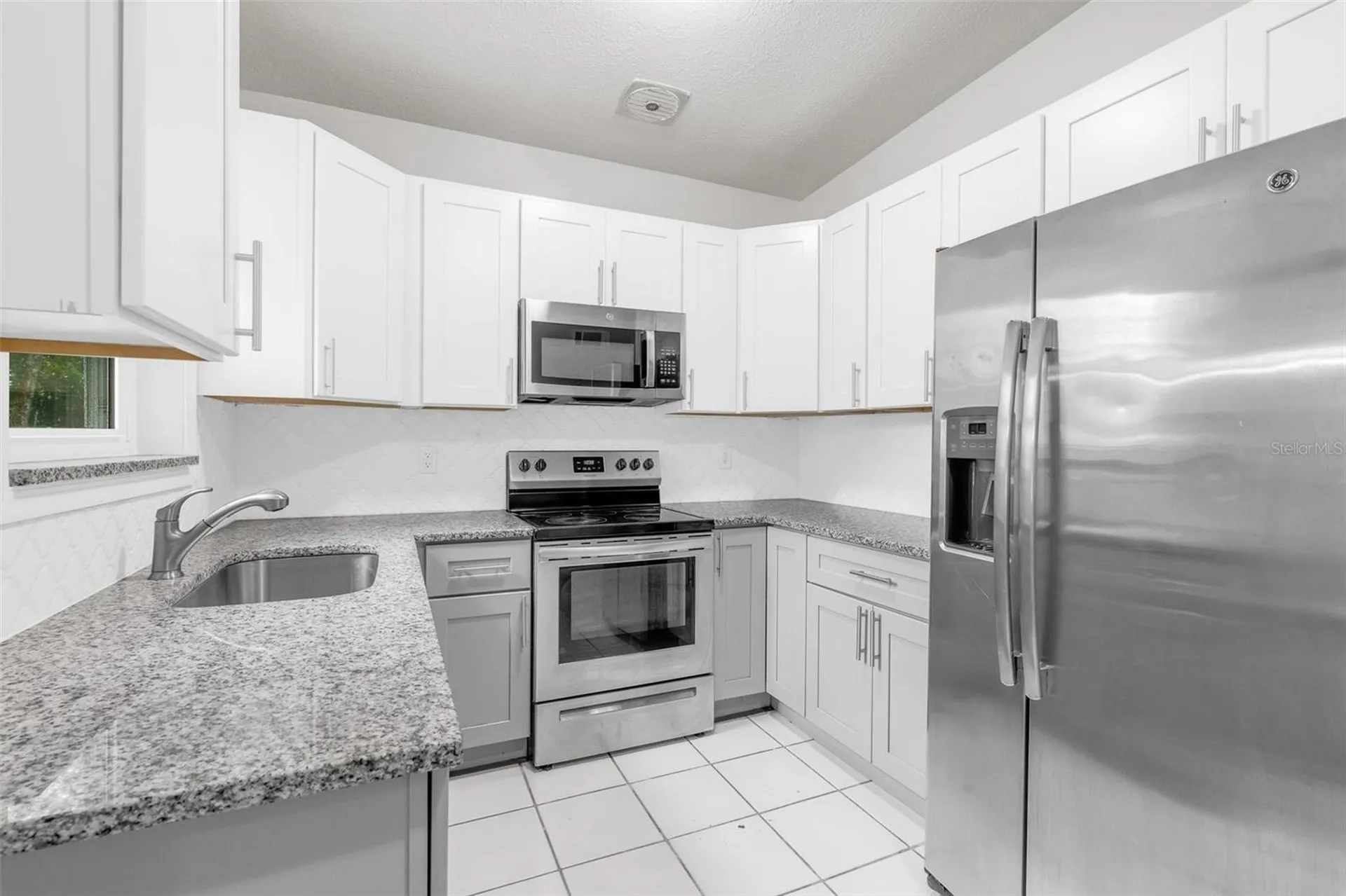 1712 Tallahassee Drive Daytona Beach FL 32117