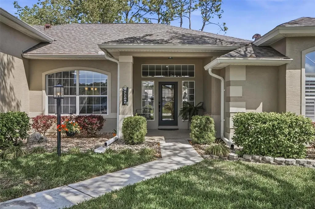 21 Woodshire Lane Palm Coast FL 32164