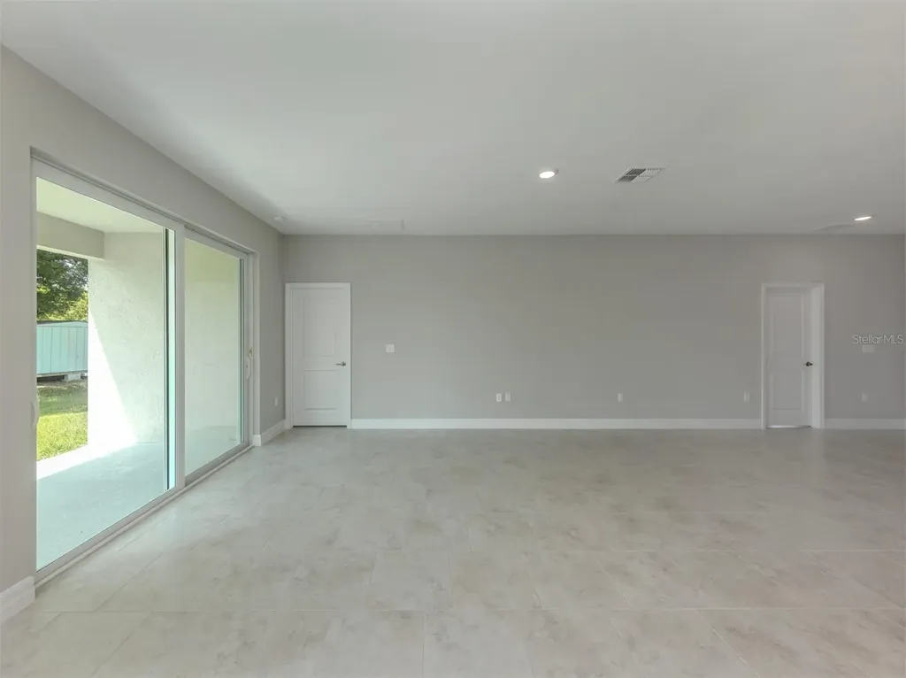 1047 Comfort Lane North Port FL 34288