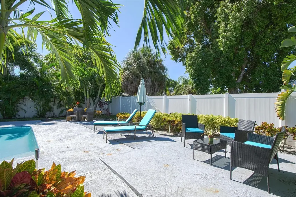 3665 Belle Vista Drive E St Pete Beach FL 33706