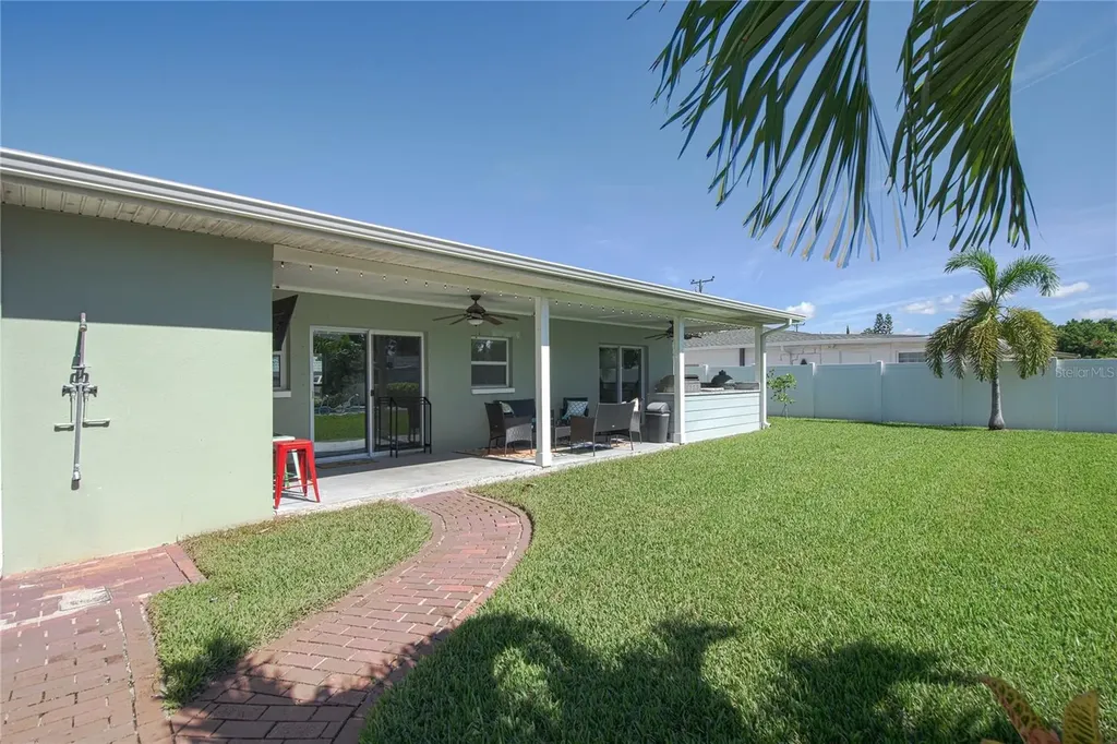 3665 Belle Vista Drive E St Pete Beach FL 33706