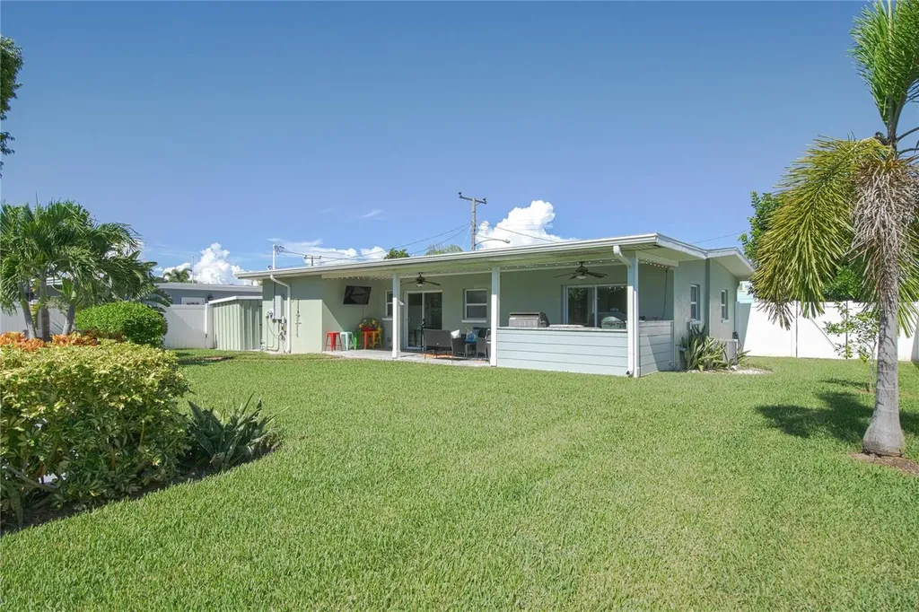 3665 Belle Vista Drive E St Pete Beach FL 33706