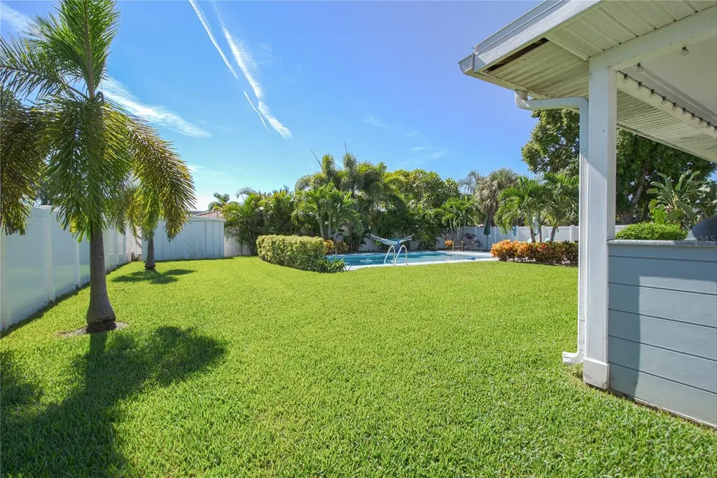 3665 Belle Vista Drive E St Pete Beach FL 33706