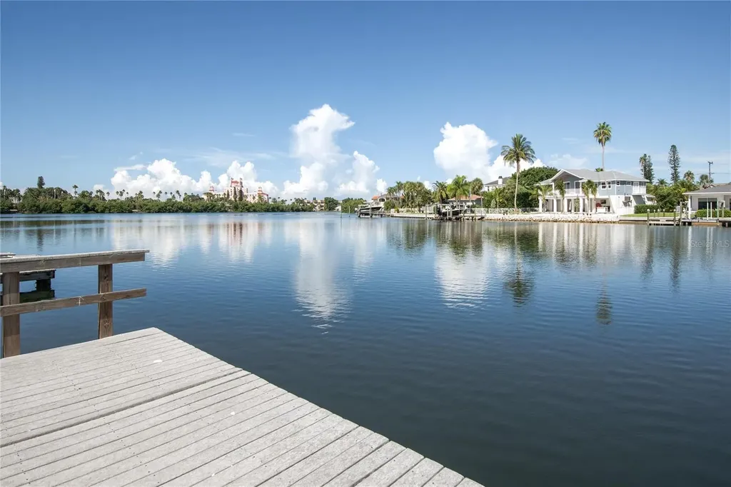 3665 Belle Vista Drive E St Pete Beach FL 33706