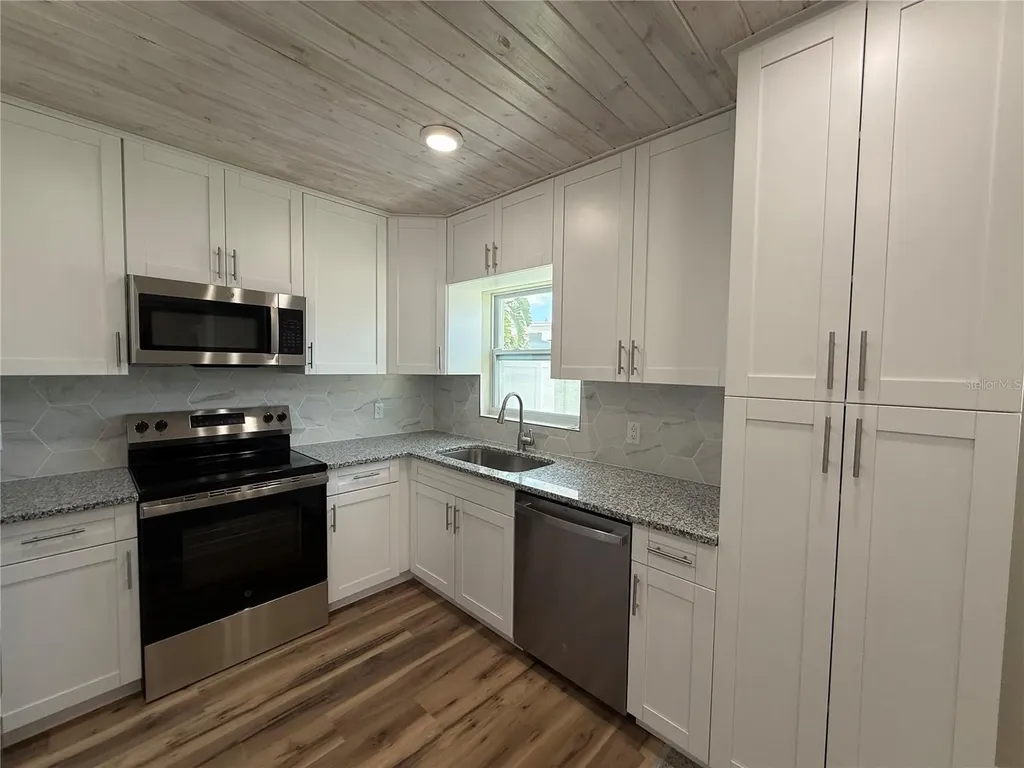 3665 Belle Vista Drive E St Pete Beach FL 33706