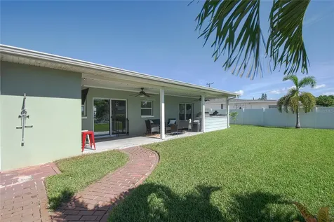 3665 Belle Vista Drive E St Pete Beach FL 33706