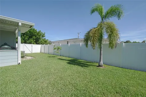 3665 Belle Vista Drive E St Pete Beach FL 33706