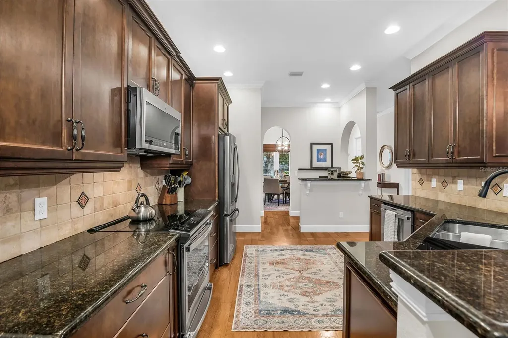 18 Celia Lane Orlando FL 32803