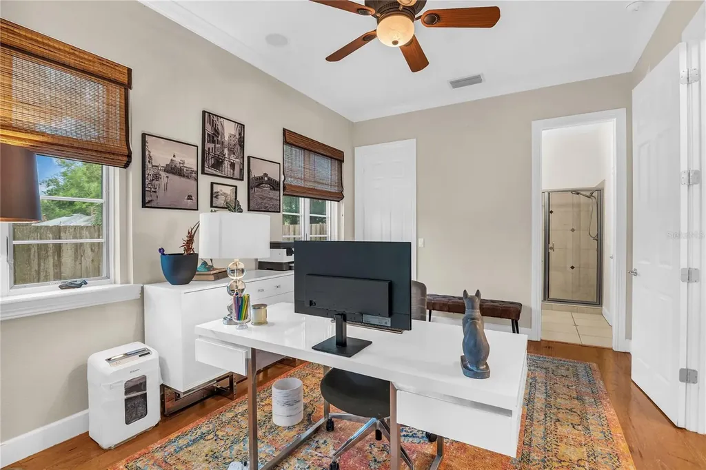 18 Celia Lane Orlando FL 32803