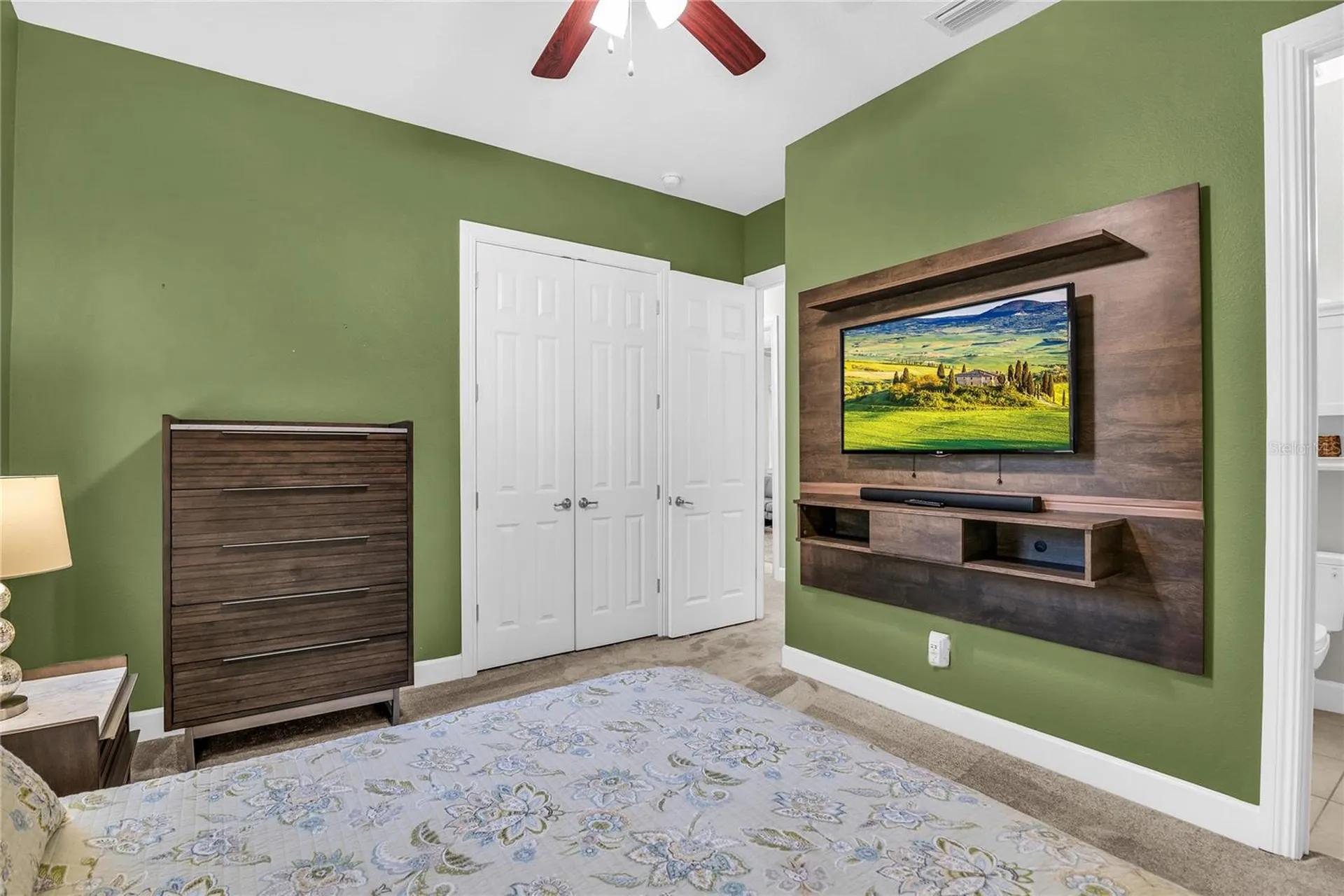 18 Celia Lane Orlando FL 32803