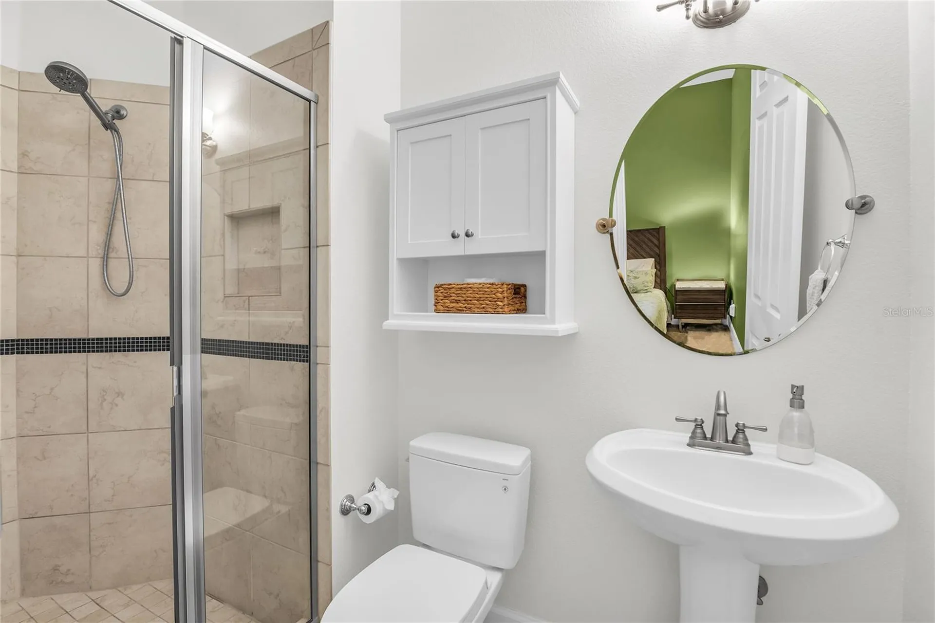 18 Celia Lane Orlando FL 32803