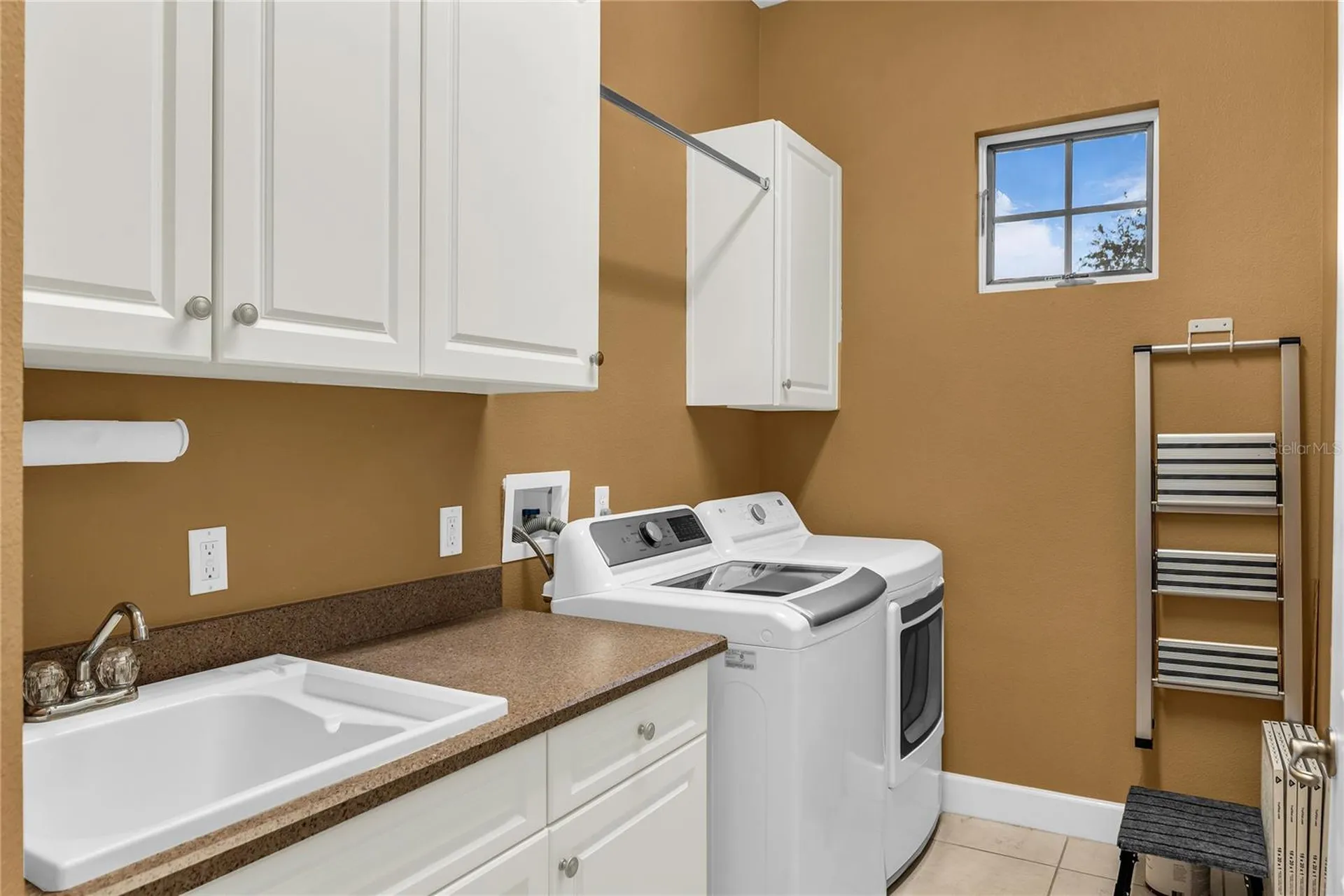 18 Celia Lane Orlando FL 32803