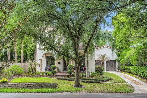 18 Celia Lane Orlando FL 32803