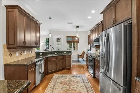 18 Celia Lane Orlando FL 32803