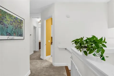 18 Celia Lane Orlando FL 32803