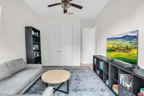 18 Celia Lane Orlando FL 32803