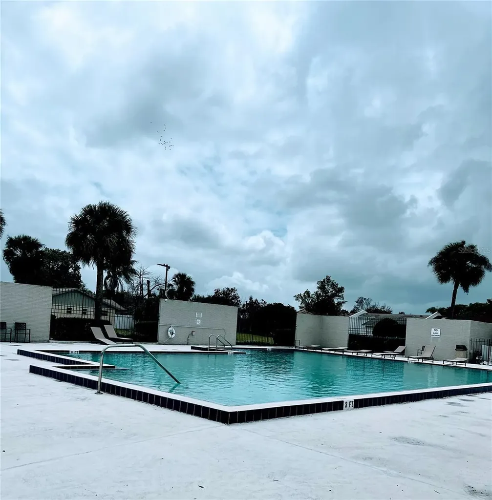 943 Oropesa Avenue Orlando FL 32807