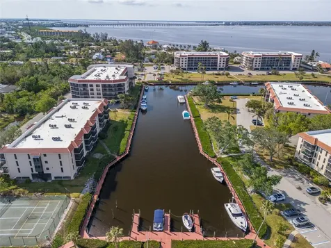 25188 Marion Avenue Punta Gorda FL 33950