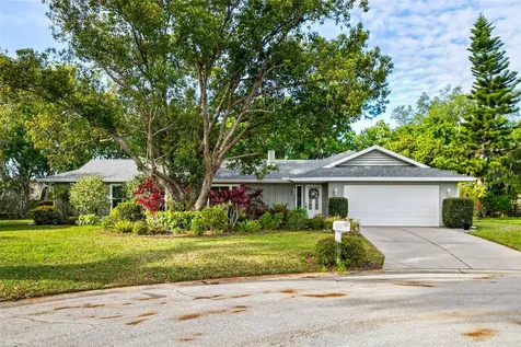 5102 Estates Circle Sarasota FL 34243
