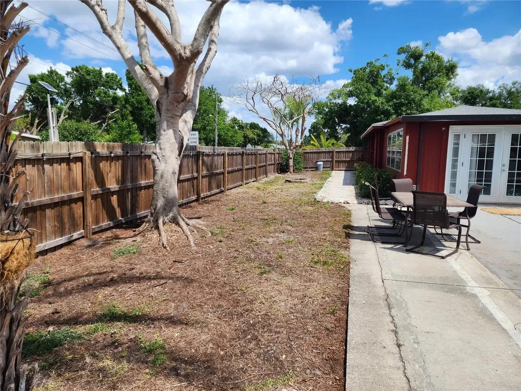 3050 8th Street Sarasota FL 34237