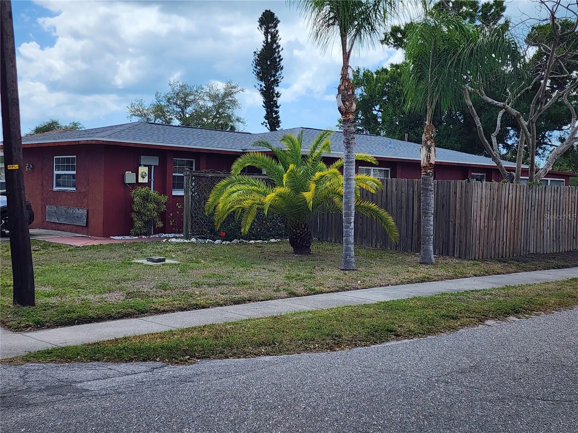 3050 8th Street Sarasota FL 34237