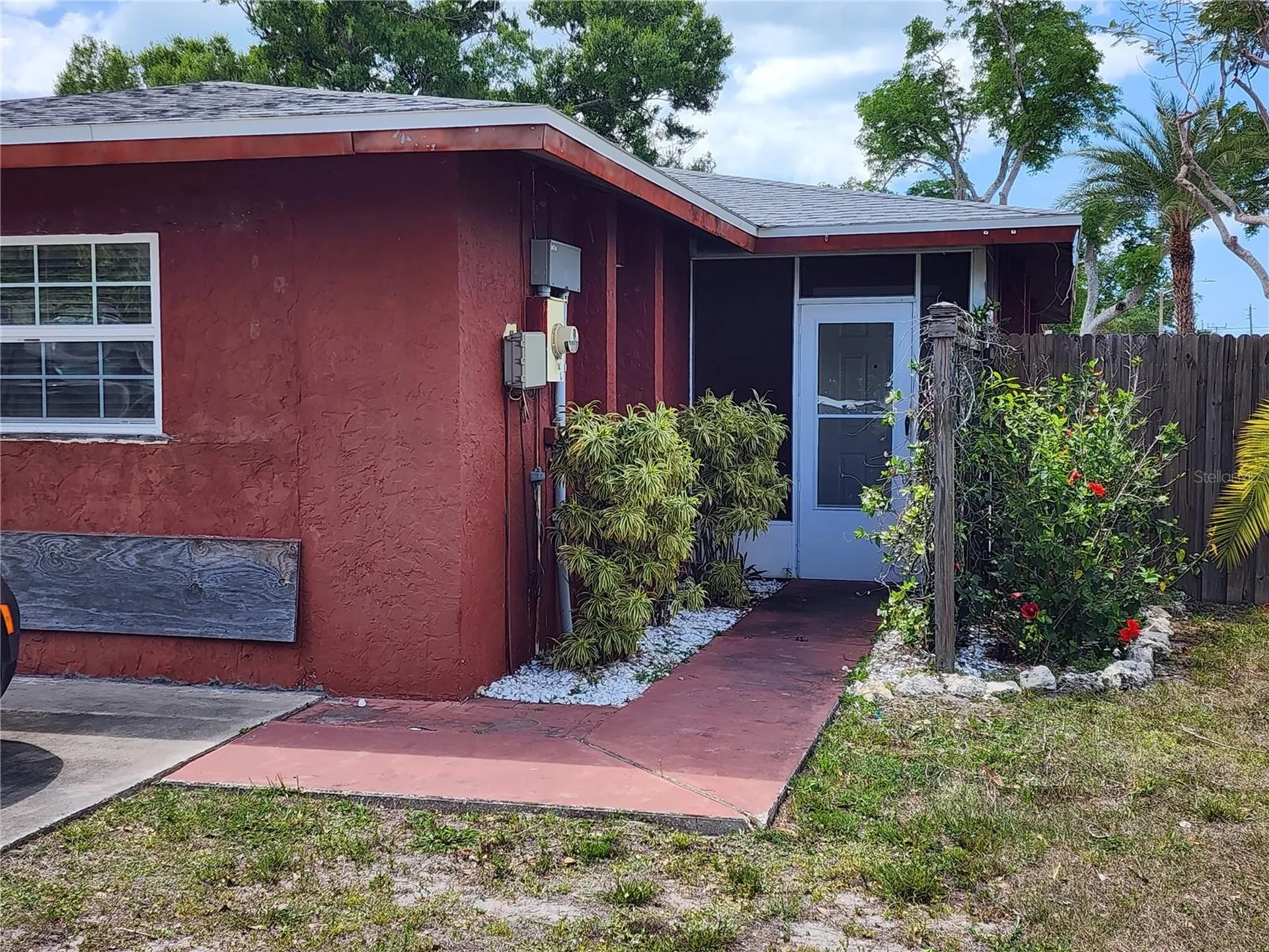3050 8th Street Sarasota FL 34237