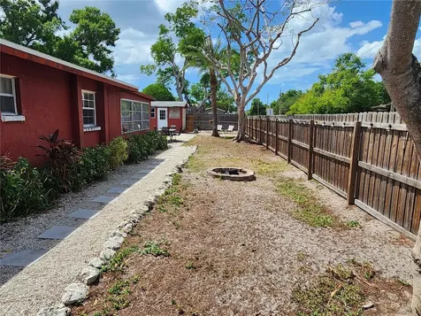 3050 8th Street Sarasota FL 34237