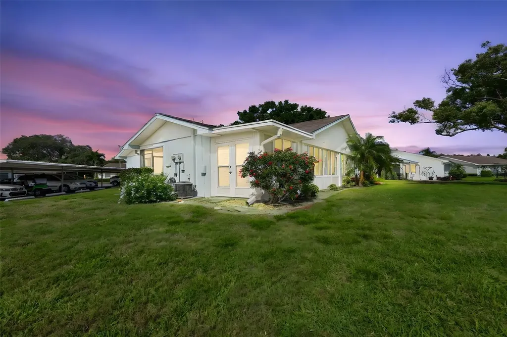 431 Gloucester Boulevard Sun City Center FL 33573