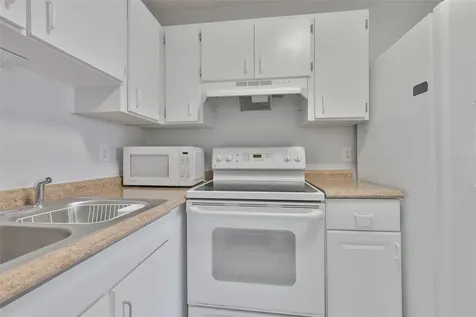 431 Gloucester Boulevard Sun City Center FL 33573