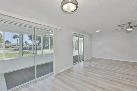 431 Gloucester Boulevard Sun City Center FL 33573