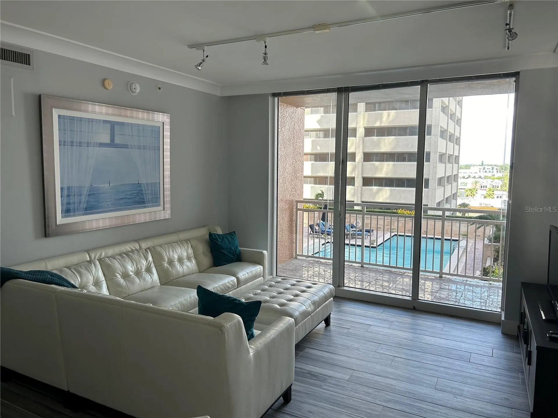 1350 Main Street Sarasota FL 34236