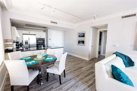 1350 Main Street Sarasota FL 34236