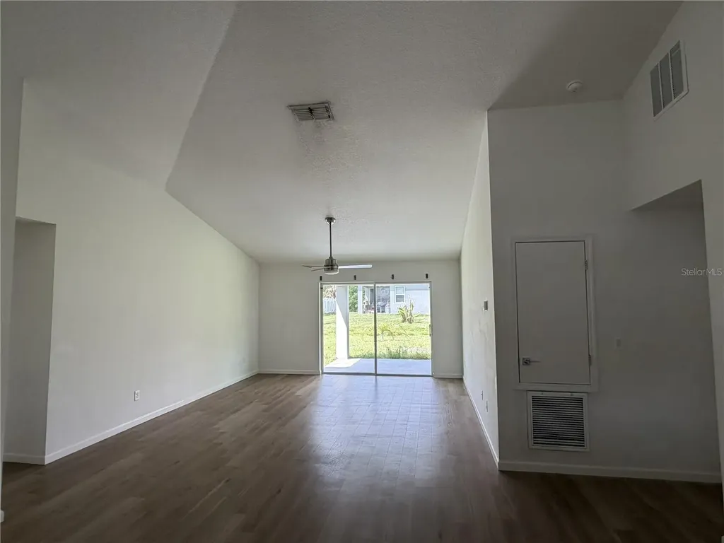 1252 Glencove Avenue NW Palm Bay FL 32907