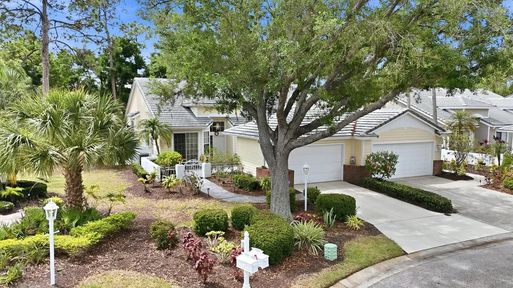7731 Whitebridge Glen University Park FL 34201