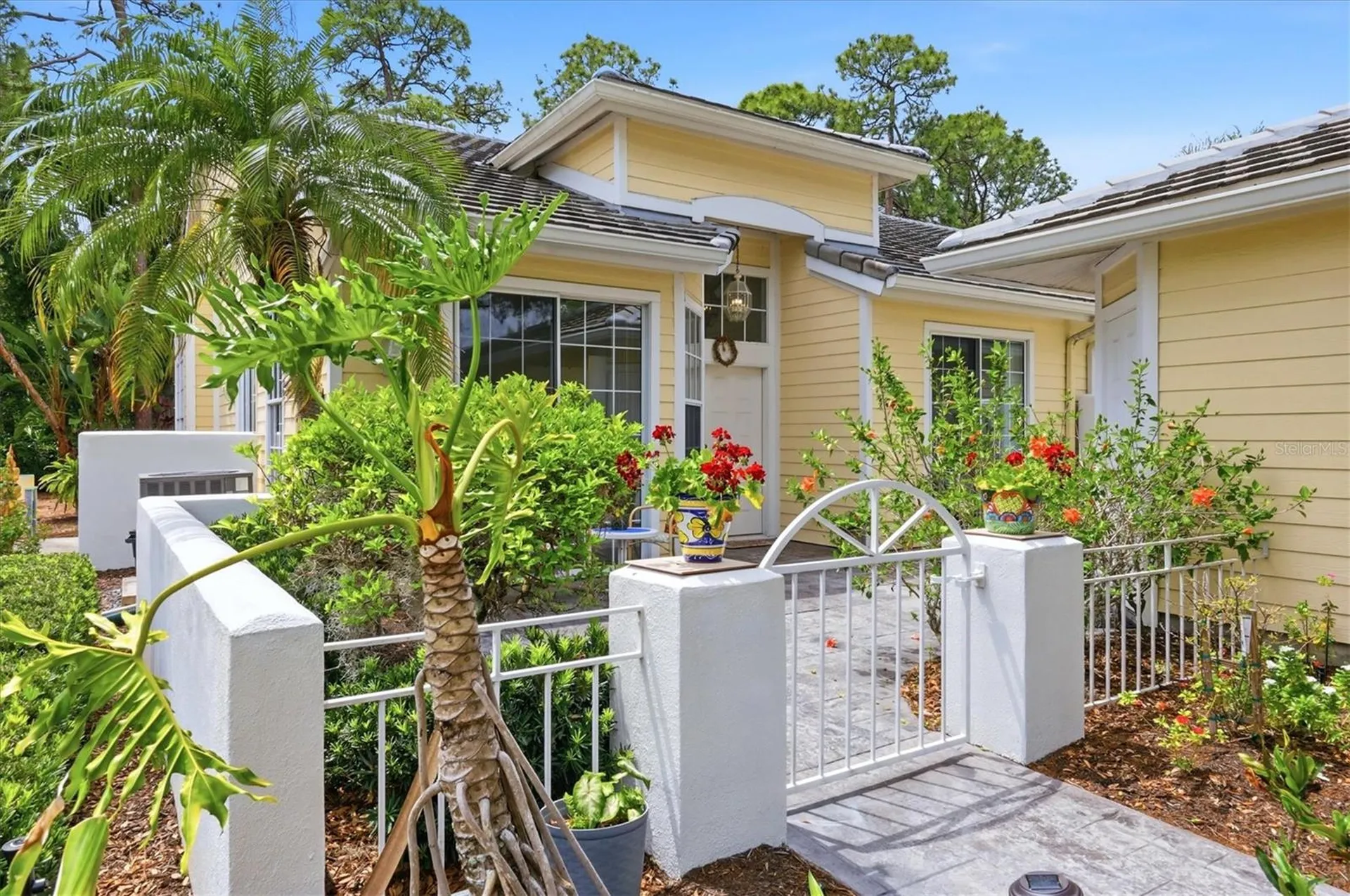 7731 Whitebridge Glen University Park FL 34201