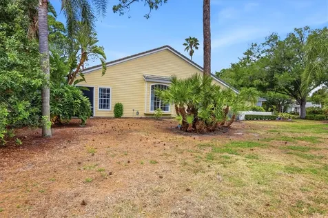 7731 Whitebridge Glen University Park FL 34201